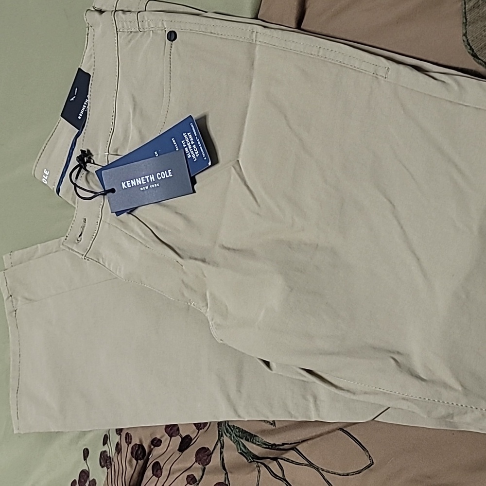 NWT Mens KENNETH COLE Tech Pants, 33/30